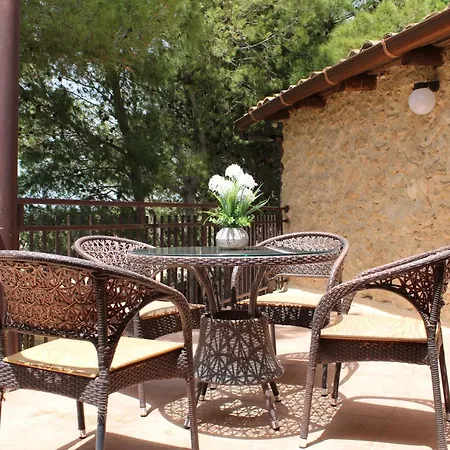 Bellajo - Rustiche Con Piscina Dom wakacyjny