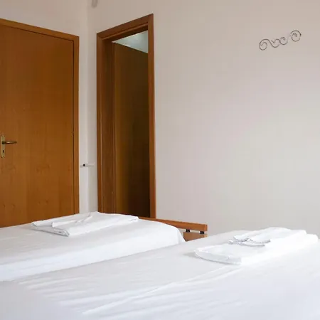 Bellajo - Rustiche Con Piscina Dom wakacyjny